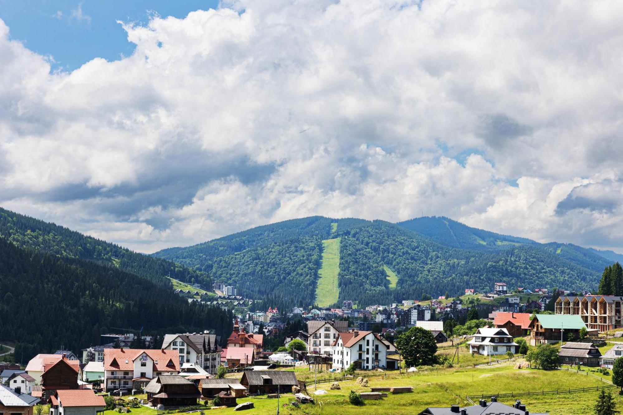 Svoi Hotel Palyanytsya Bagian luar foto